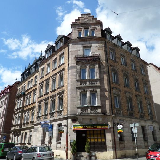 Peter-Henlein-Straße 85