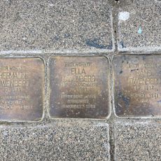 Stolperstein dedicated to Hermann Löwenberg