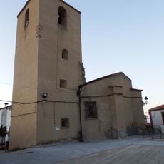 Iglesia de Nuestra Señora de la Asunción, Casas de Miravete