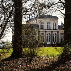 Djoerang: hoofdgebouw