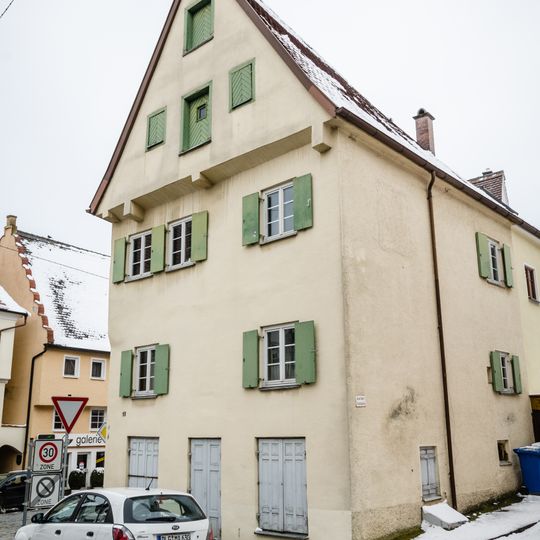 Albertusstraße 10