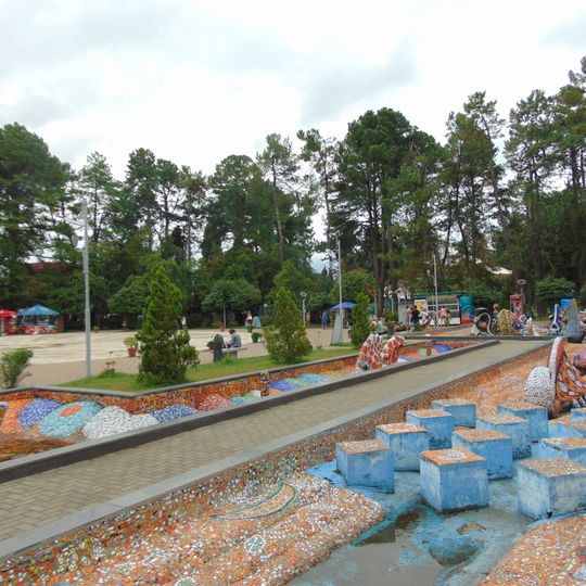 Ქობულეთის ზღვისპირა ბაღი