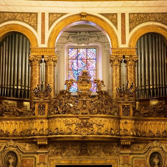 Organo della basilica santuario del Carmine Maggiore a Napoli