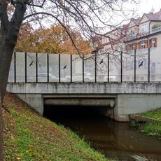 Most Mánesovy ulice přes Mlýnskou stoku