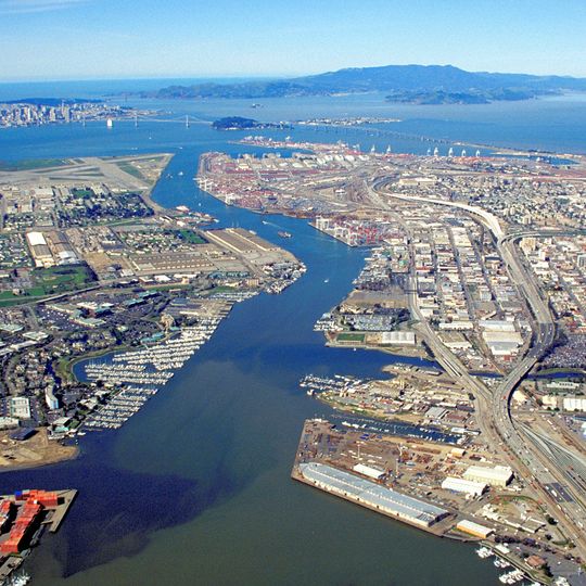 Oakland Estuary