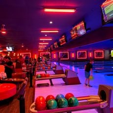 Bowlero Gilbert