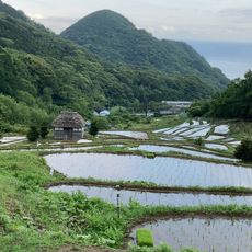 Ishibu-tanada