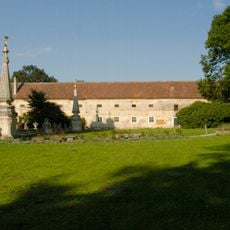 Meierhof, ehem. Pferdestallungen