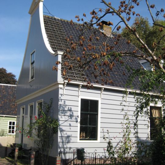 Roomeinde 22, Broek in Waterland