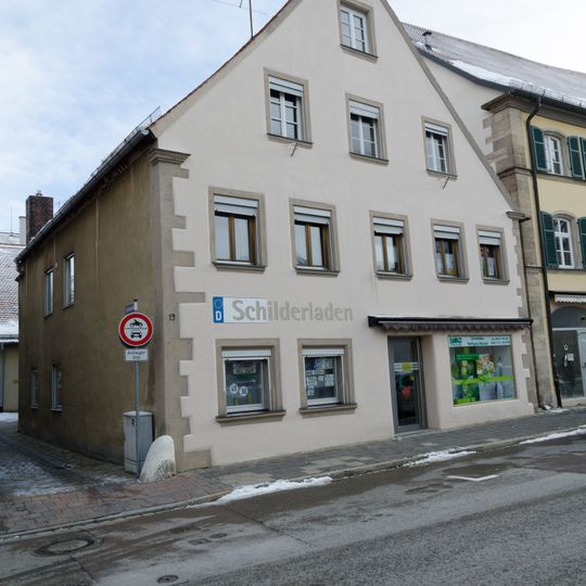 Friedrich-Ebert-Straße 19