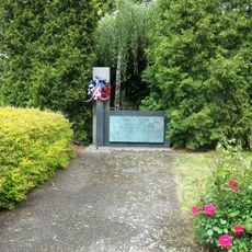 Pomník padlým členům Sokola u Tyršova domu v Mělníku