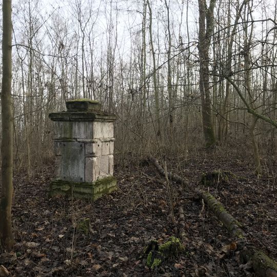 Tomb of the groovy Hagen