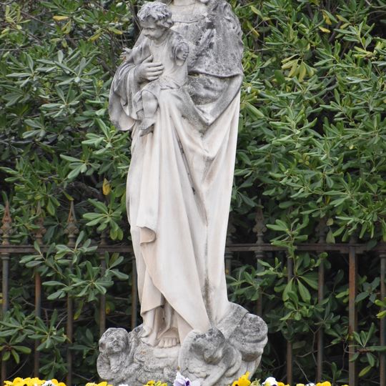 Statue of Madonna and child of Montblanc