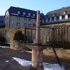 Pillory, whipping post