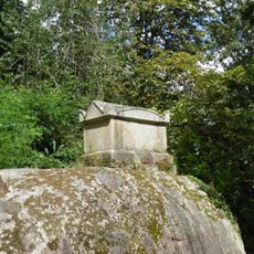 Le Tombeau à l'Antique