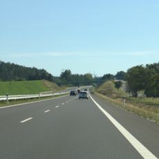 Most silnice III/12115 přes dálnici D4 u Předotic