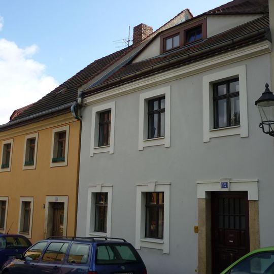 Wohnhaus in geschlossener Bebauung Große Wallstraße 12