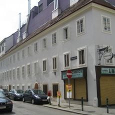 Wohnhaus, Schrey´sches Stiftungshaus, ehem. Armenschulhaus