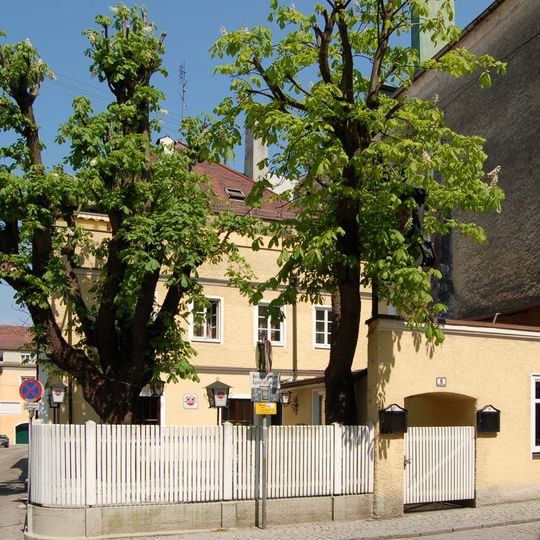 Johann-Fischer-Gasse 6