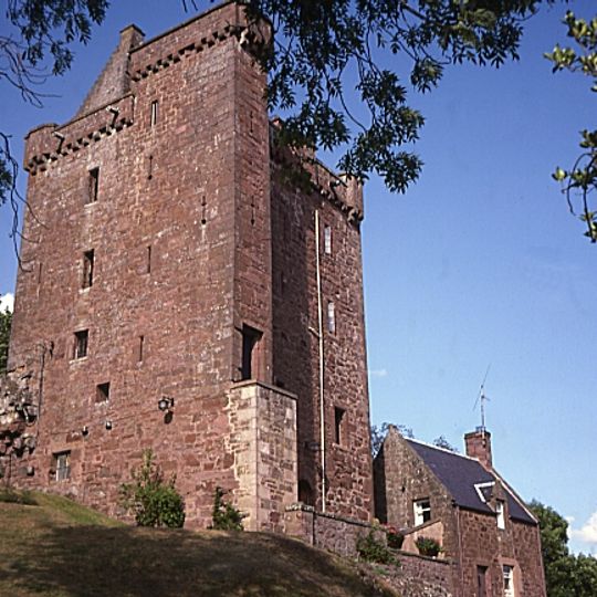 Kinnaird Castle