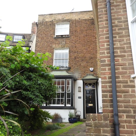 250, St Margaret's Banks