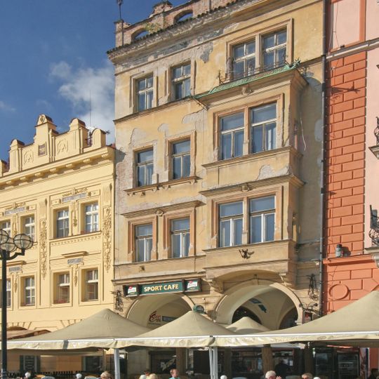 Velké náměstí 10