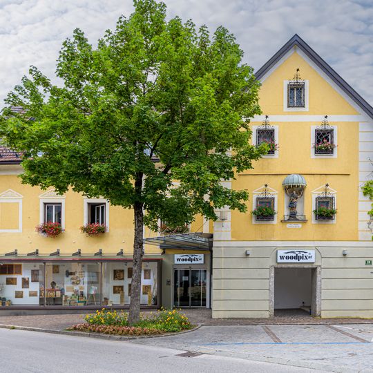 Giebelschauseite des Hauses auf der Lacken