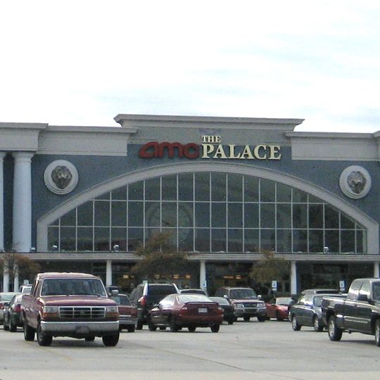 AMC Elmwood Palace 20