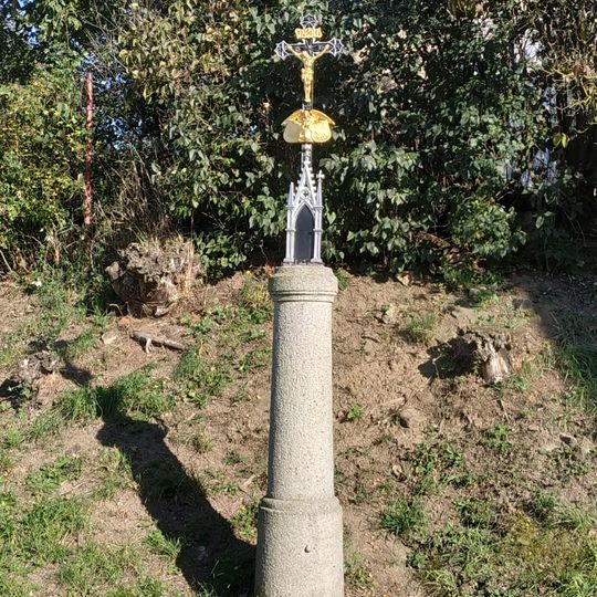 Kříž v jižní části Semněvic