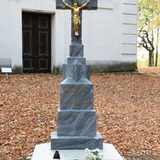 Wayside cross in front of the chapel of Saint Mary Magdalene