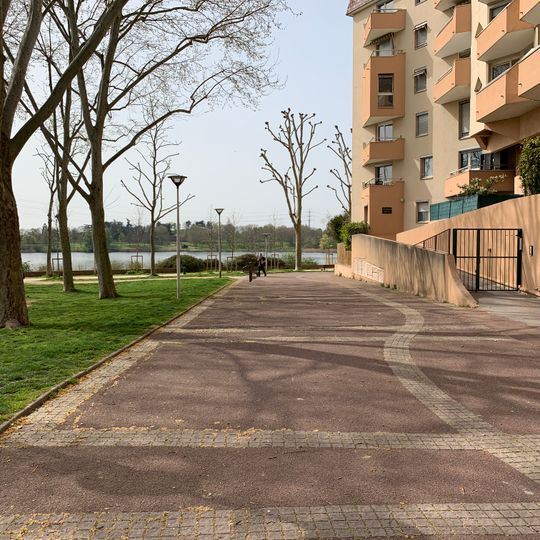 Quai Jacques-Offenbach