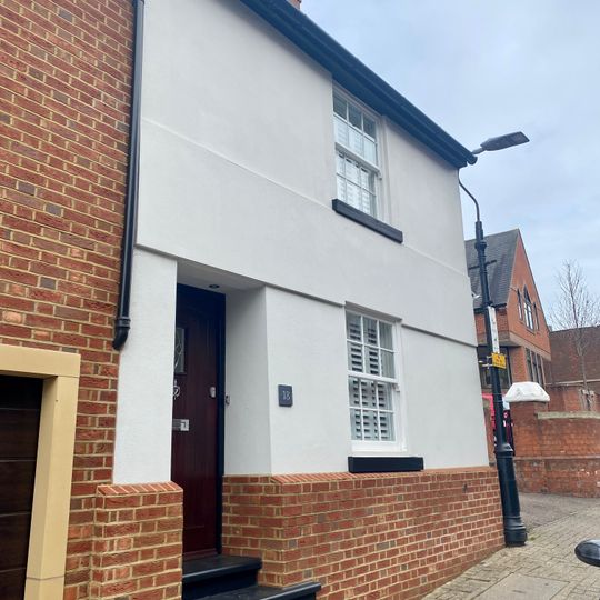 18, Upper Dagnall Street