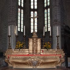 High altar garniture of the the Saint Robert abbey church in La Chaise-Dieu