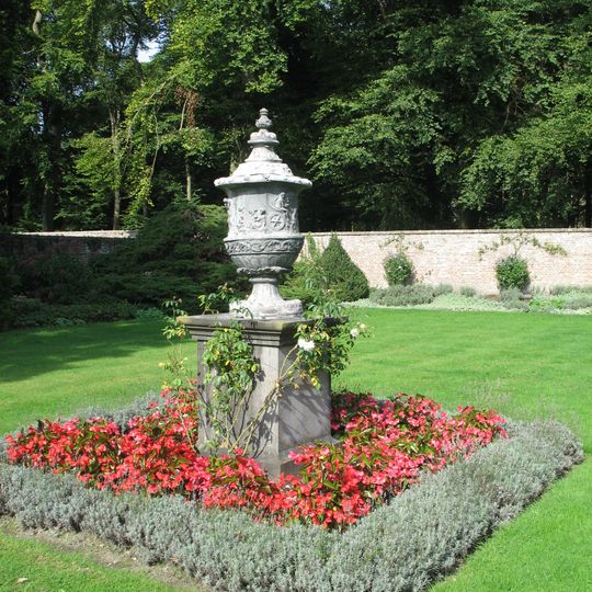 Zuylestein: loden vaas