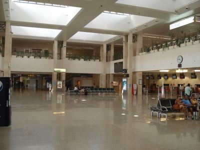 Interior 0