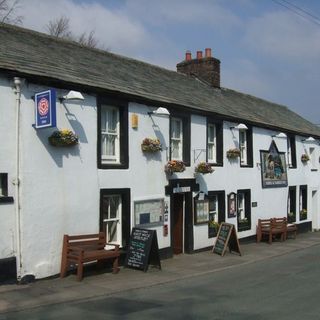 Horse and Farrier Inn and adjoining house