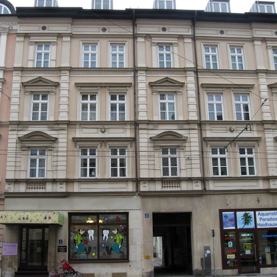 Max-Planck-Straße 12
