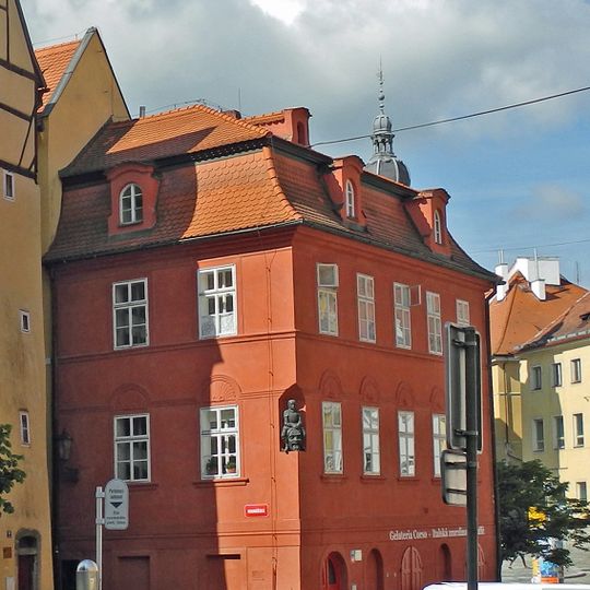 Náměstí Krále Jiřího z Poděbrad 43