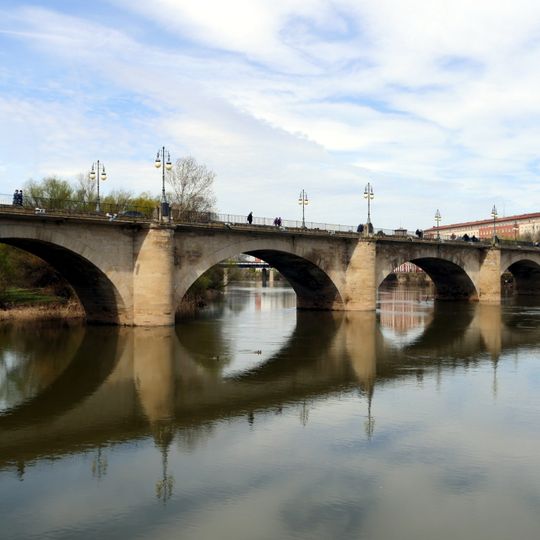 Puente de Piedra