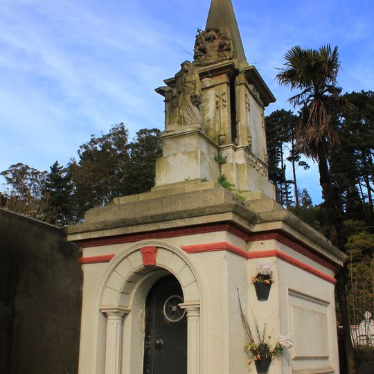 Mausoleo del General José María de la Cruz