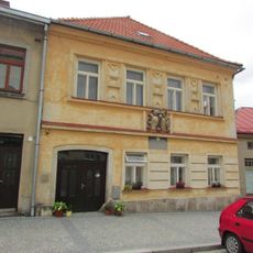 Pamětní deska Tomáše Pešiny z Čechorodu v Počátkách