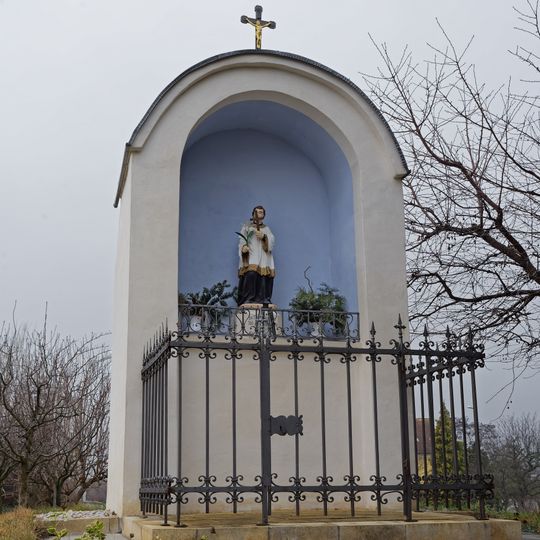 Kapellenbildstock mit Figur hl. Aloysius