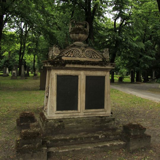 Ondrejský cintorín, náhrobník