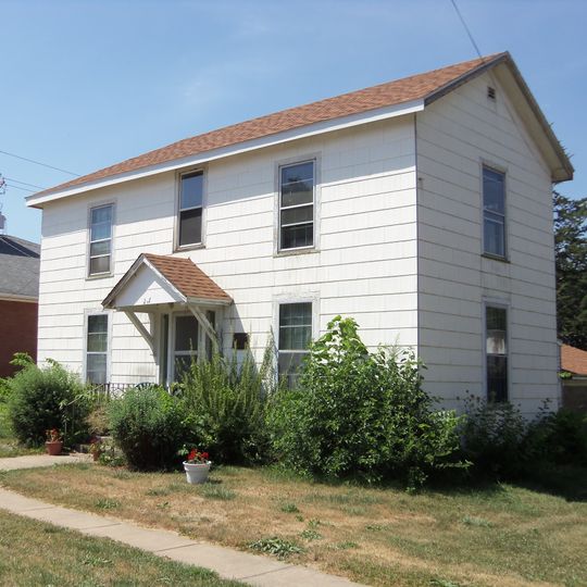 William Suiter House