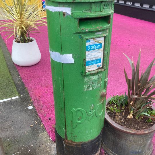 Clontarf Road pillar postbox
