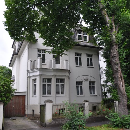 Hohenzollernstraße 15