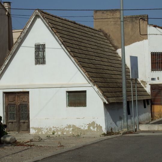 Conjunto Casa-Barraca en calle Jesús Morante y Borrás 216