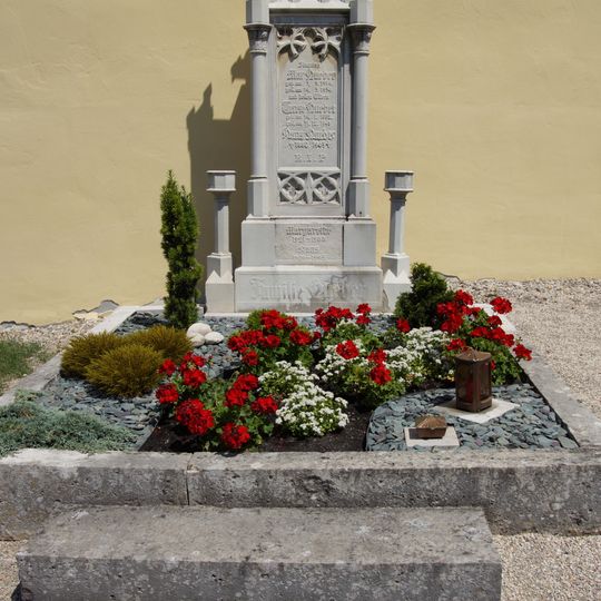 Sepulchral monument