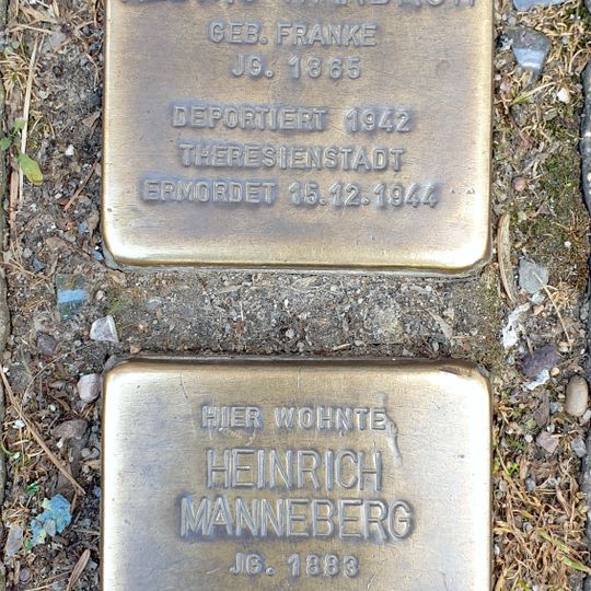 Stolperstein em memória de Hedwig Wandrow