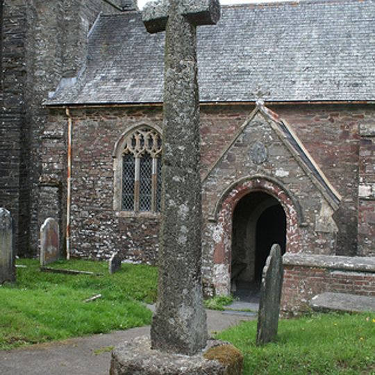 Churchyard cross, 5m south of the porch of St Leonard's Church